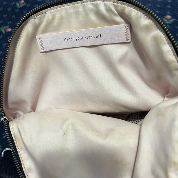 lululemon athletica Purple flashback festival crossbody Bag - Picture 4 of 4